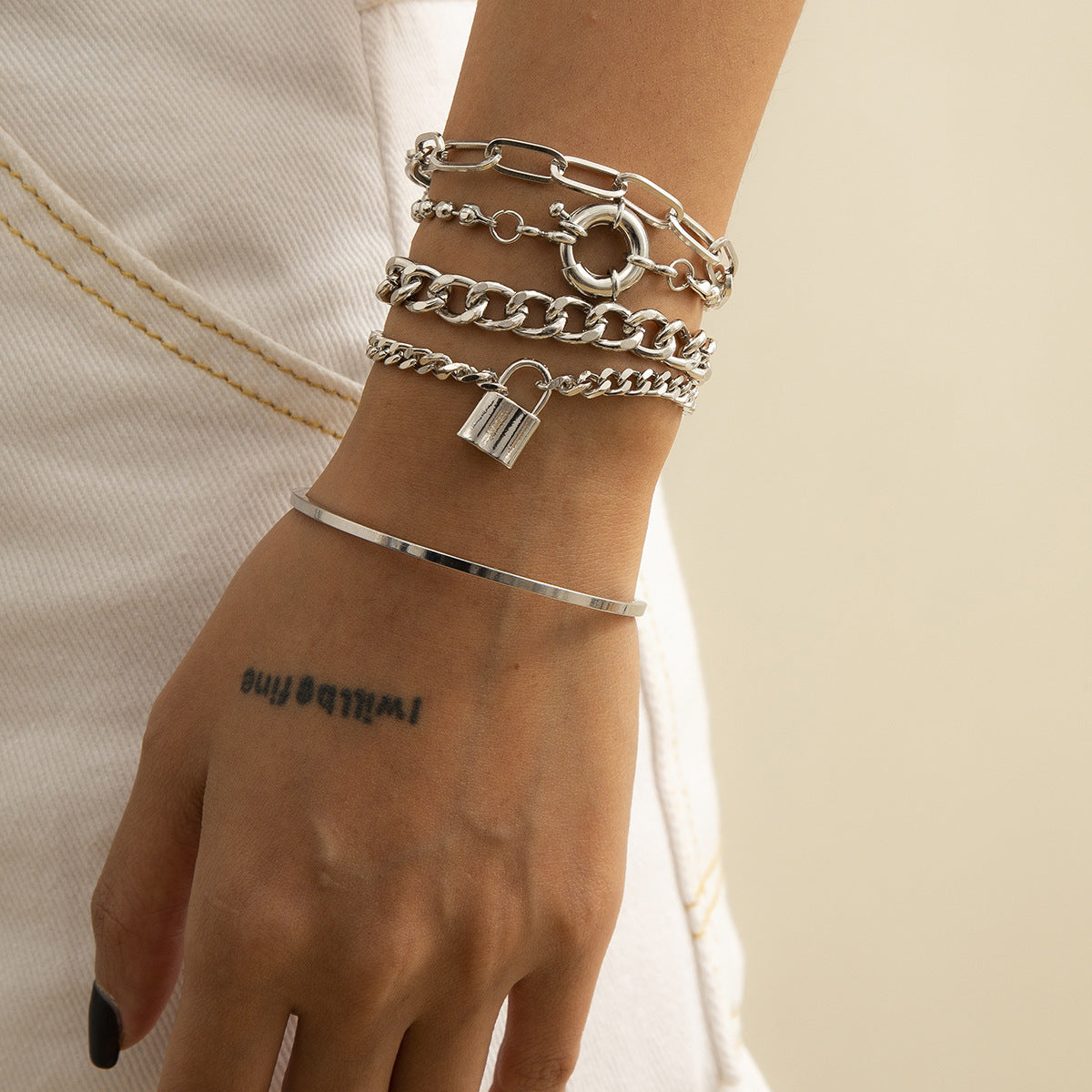 Multi-element Geometric Round Buckle Set Bracelet