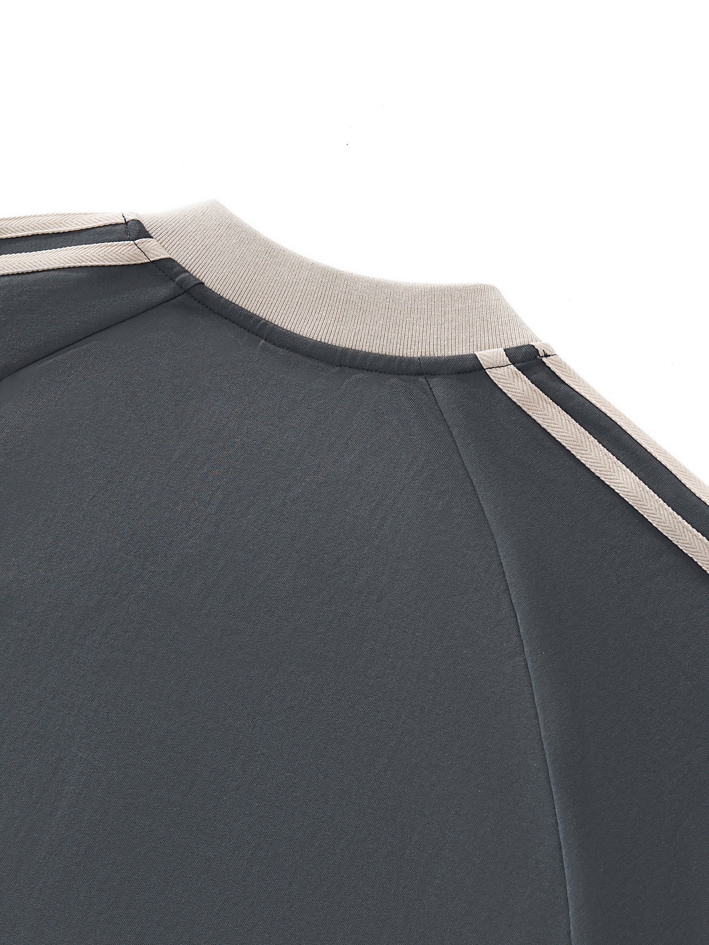 V-Neck Long-Sleeve