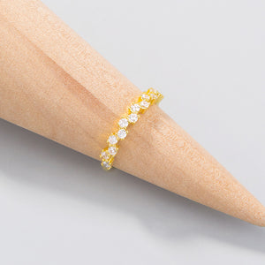 Gold zircon ring