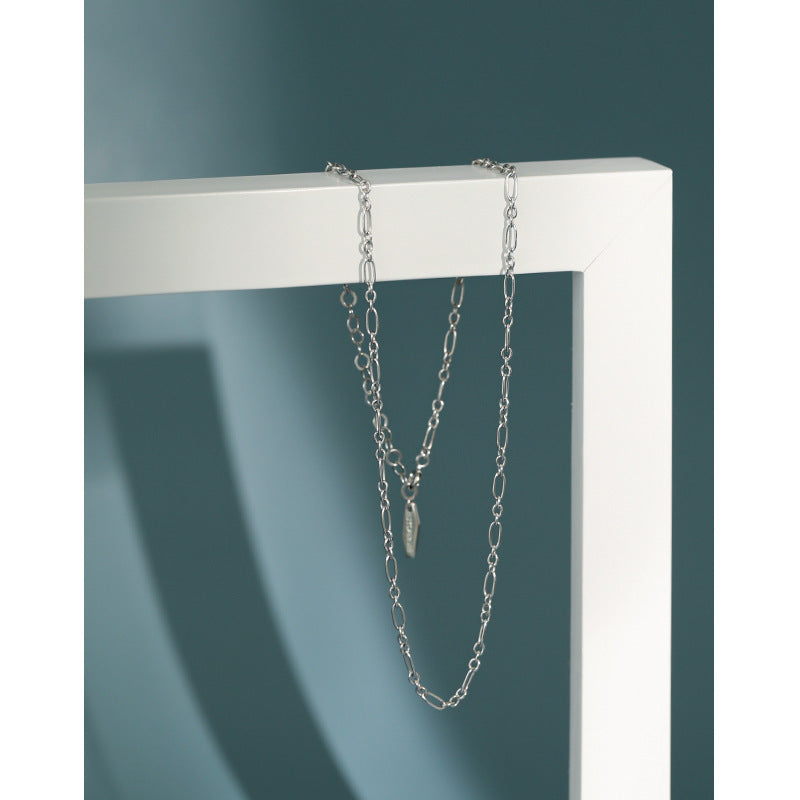 Minimalist niche chain choker necklace